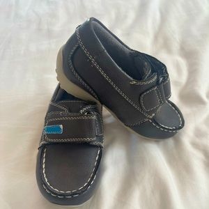 Children’s Place grey boys loafers kids toddlers size 8